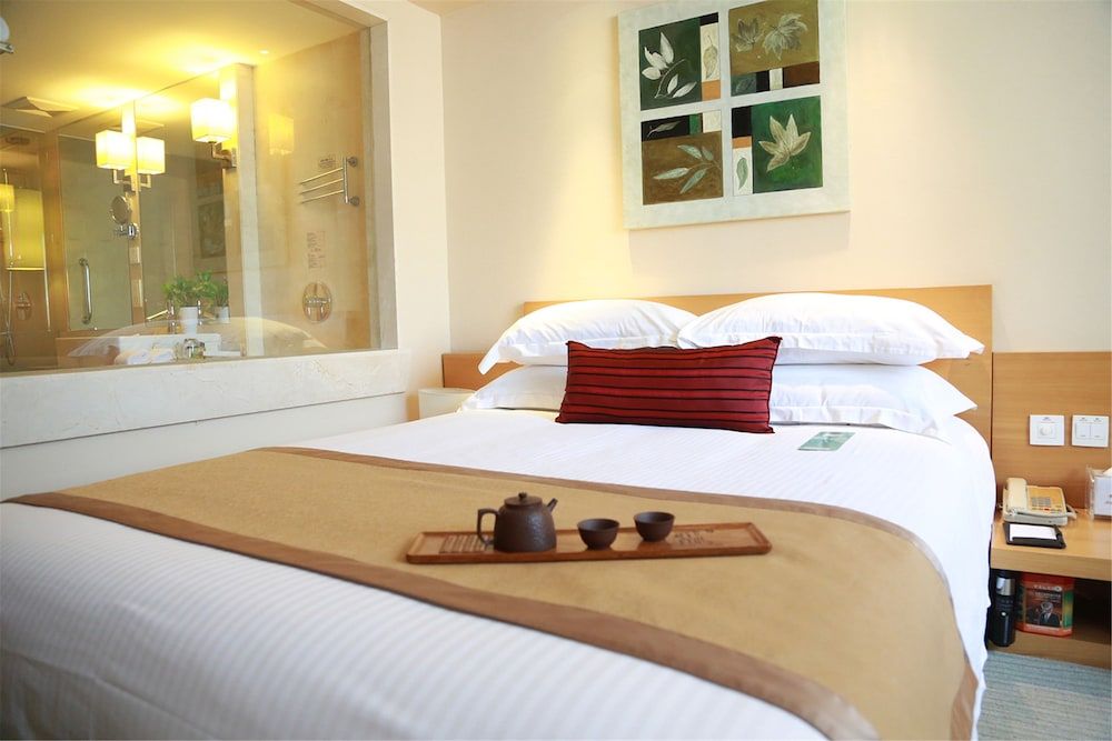 Jinglun Hotel Executive Double Room