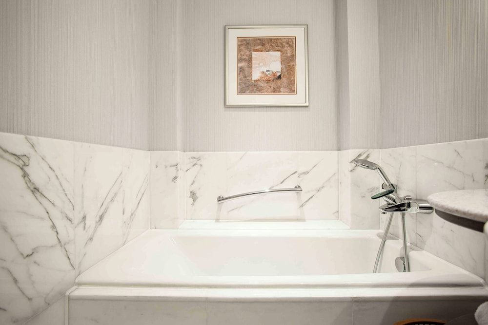 China World Hotel, Beijing Deluxe Room, 2 Twin Beds 4