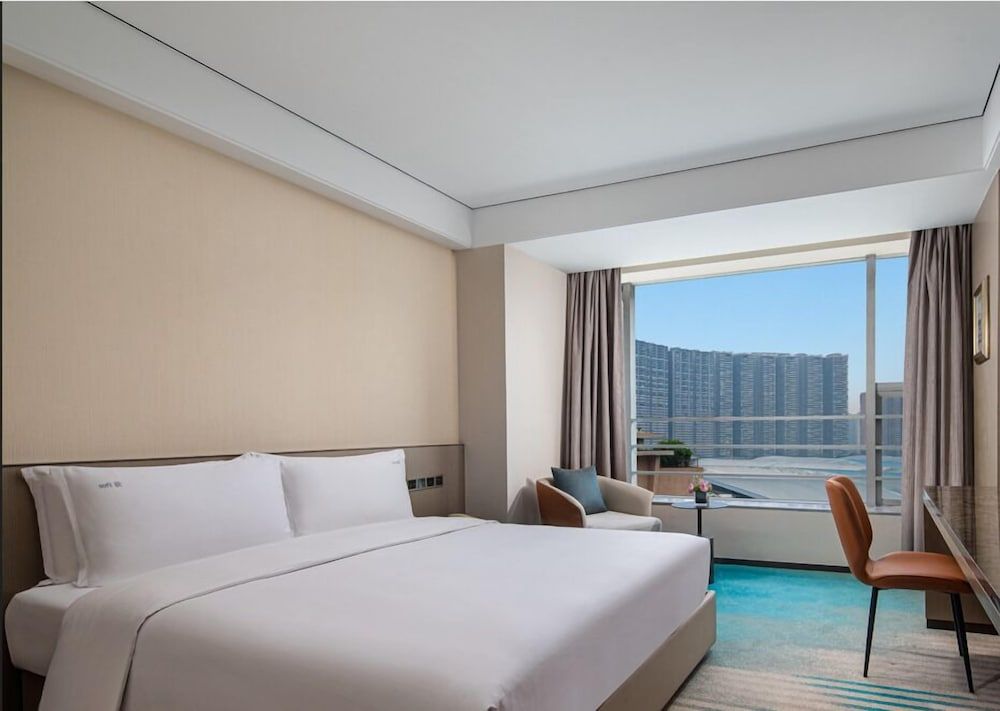 Premium Room, 1 King Bed, Club Lounge Access (Up to 3 Adults)