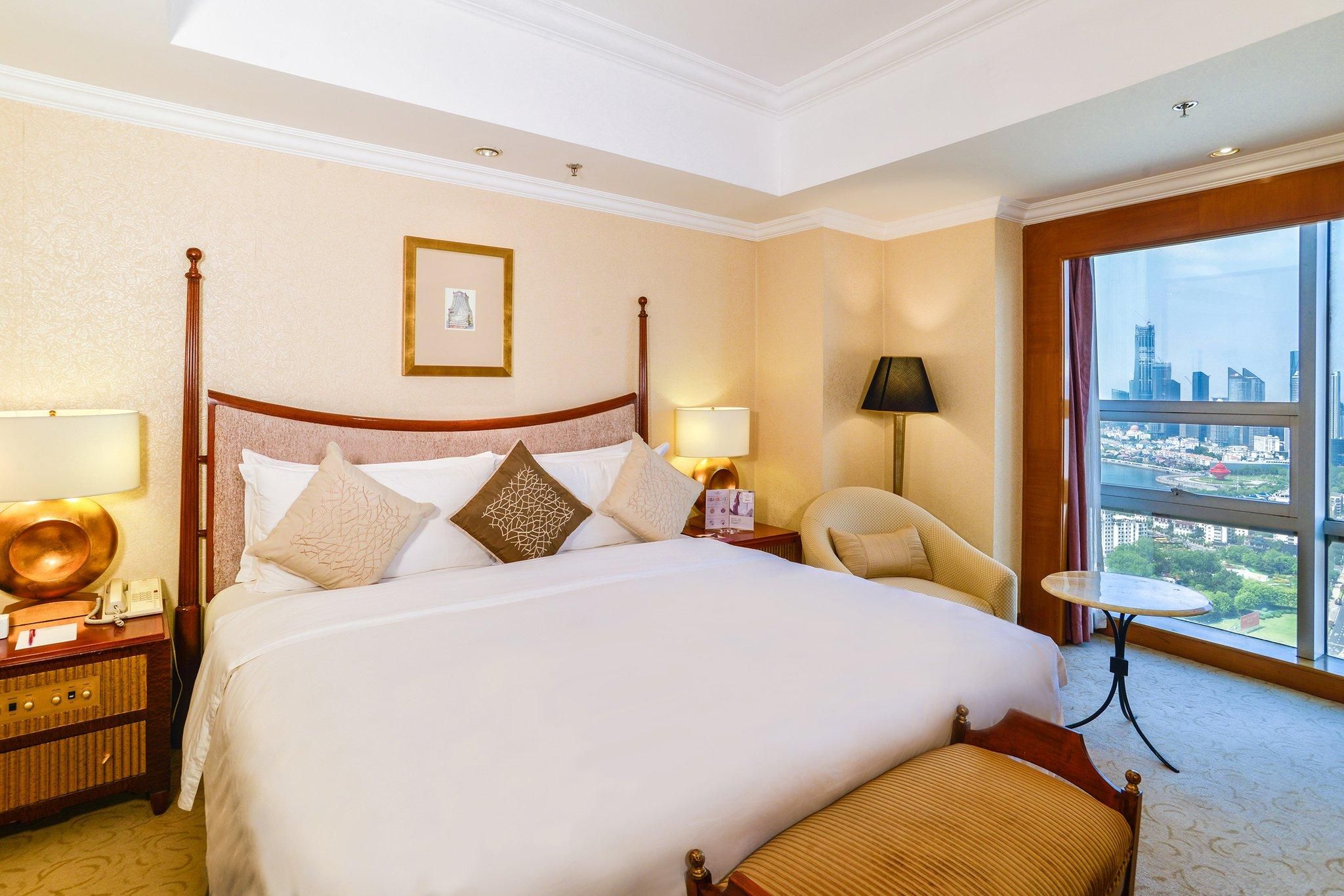 Executive Sea View Suite