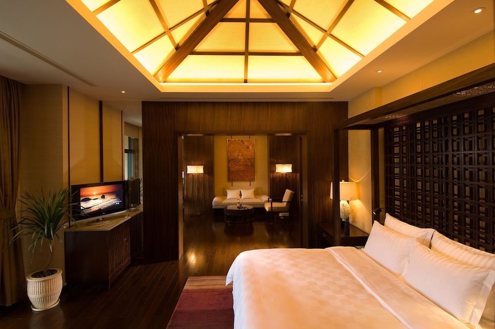 3 Bedroom Ocean View Presidential Suite
