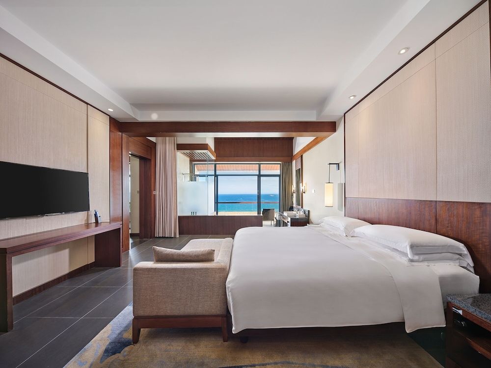 Beach Front Suite