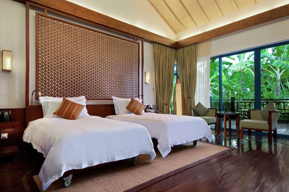 2 Bedroom Ocean View Pool Villa