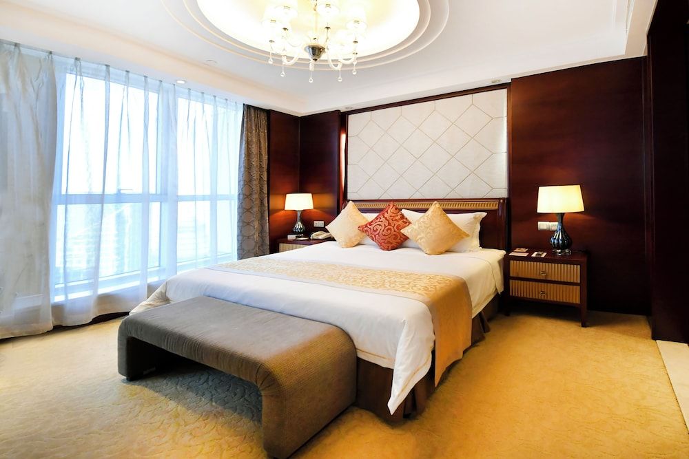 undefined Central Hotel Shanghai 9