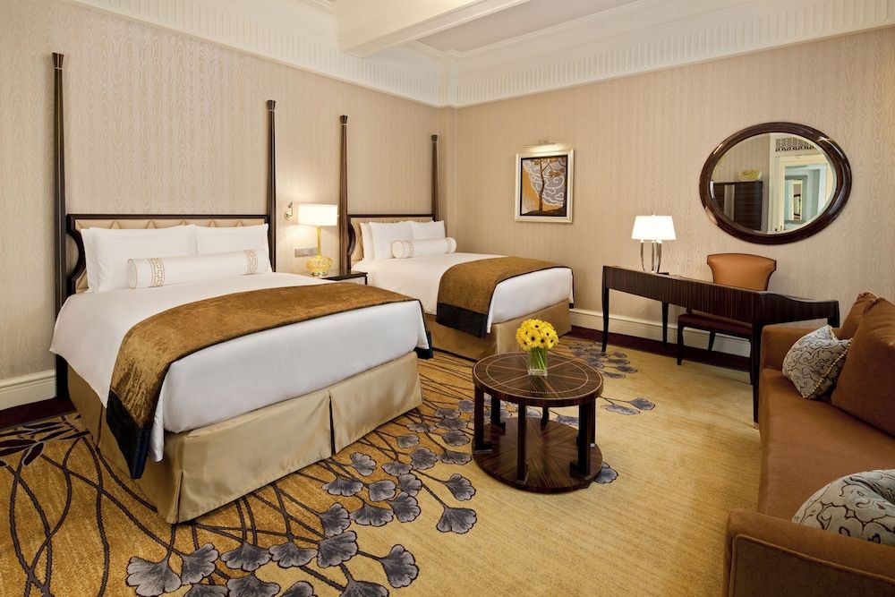 undefined Fairmont Peace Hotel on the Bund 3