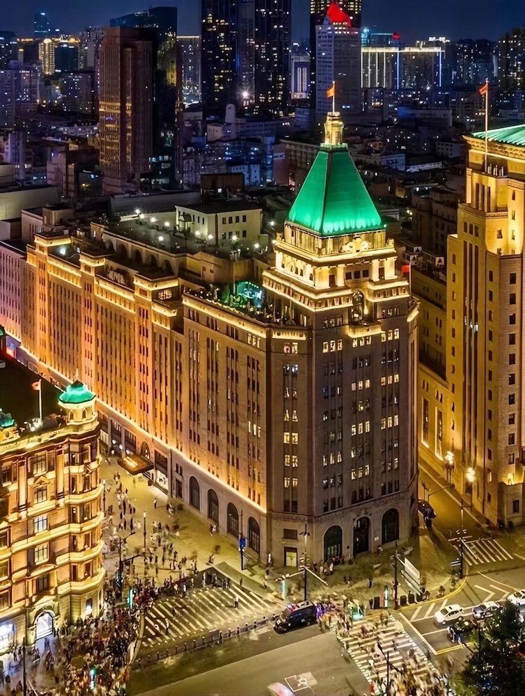 undefined Fairmont Peace Hotel on the Bund 9