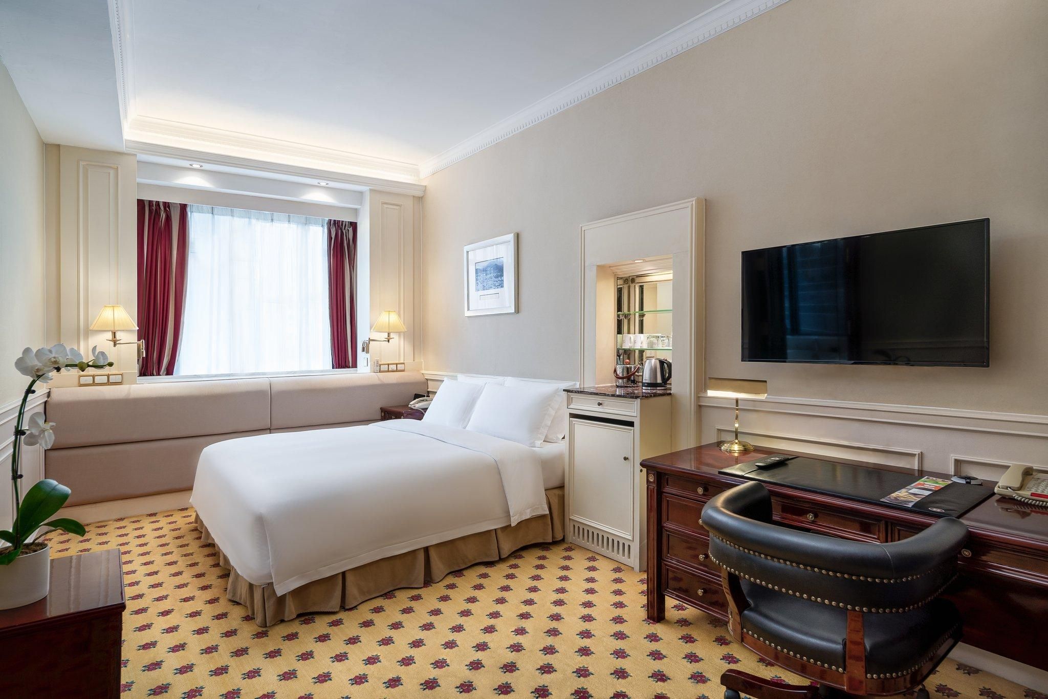 1 King Premium High Floor