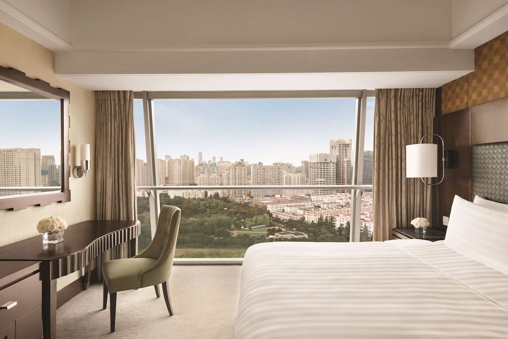 Deluxe City View Twin