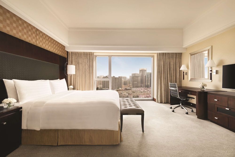 Deluxe Suite, 1 King Bed