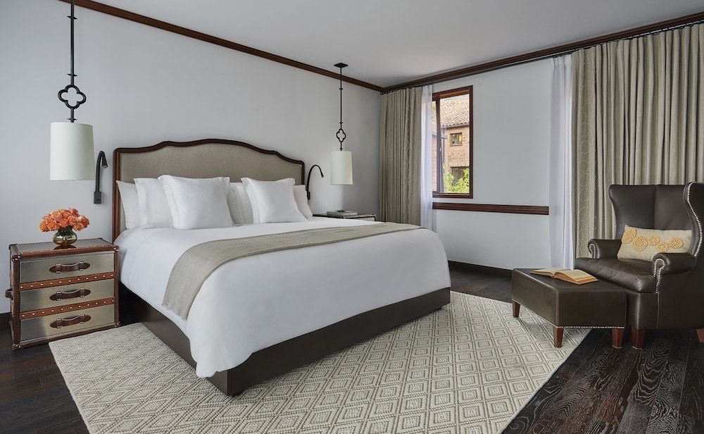 Premier Room, 1 King Bed