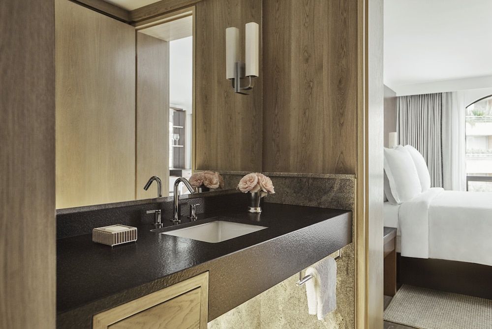 Four Seasons Hotel Bogota Superior Room, 1 Queen Bed 4