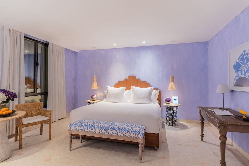 Premier Room