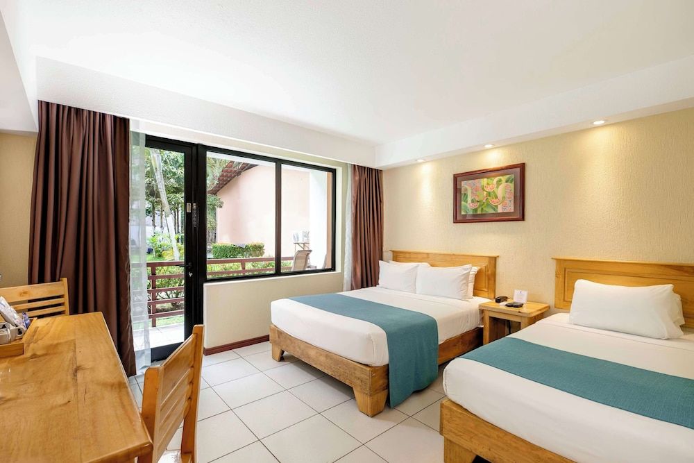 Best Western Jaco Beach All-Inclusive Resort Standard Room, Multiple Beds, Accessible, Garden View 5