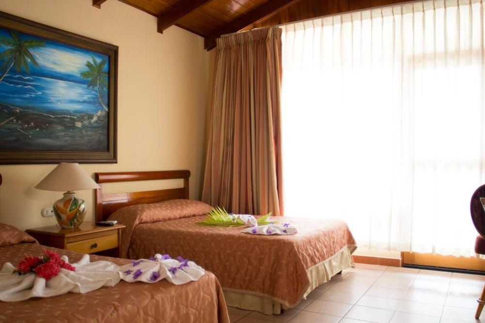 Hotel Amapola Resort Junior Suite, 1 Bedroom, Non Smoking, Garden View 2