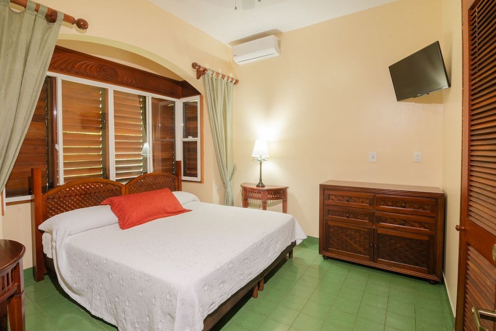 Hotel Club Del Mar 2 Bedroom Garden View Condo