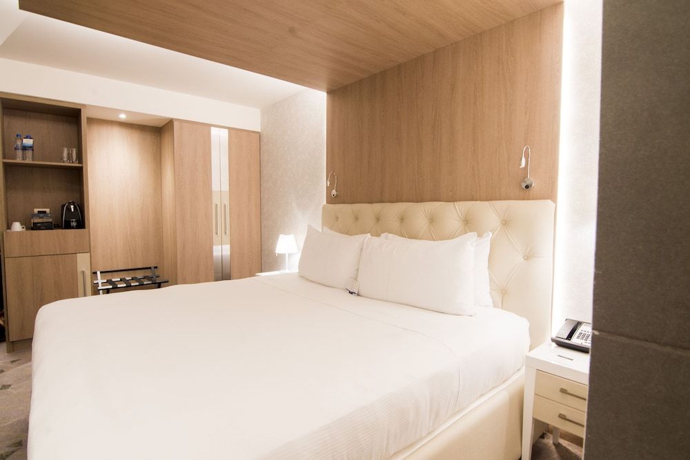 Superior Room, 1 King Bed