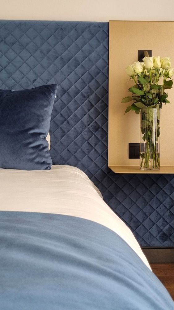 Ajax Hotel Executive Double Room 4