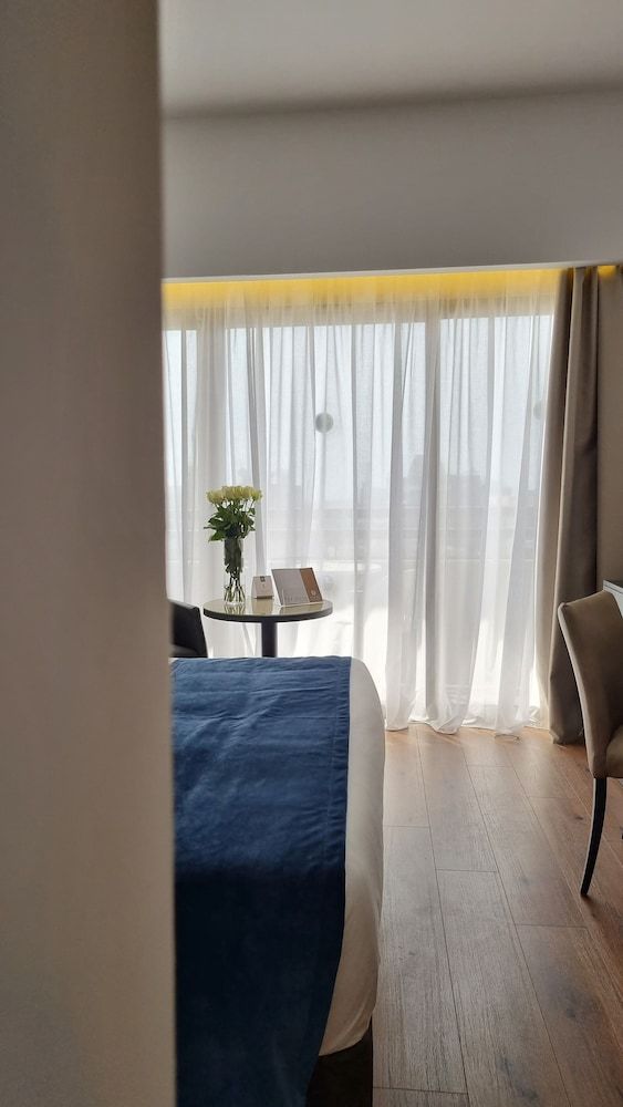 Ajax Hotel Executive Double Room 11