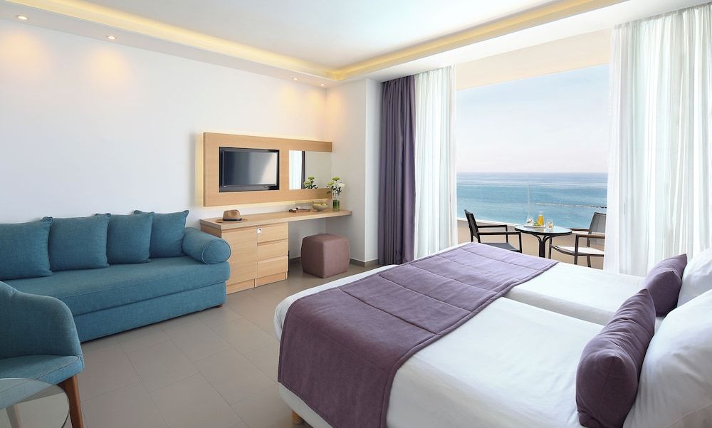 Royal Apollonia by Louis Hotels Family Room, Sea View 3