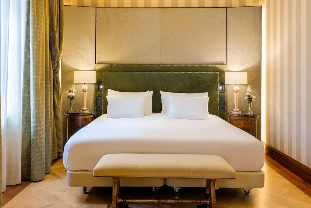 undefined NH Collection Prague Carlo IV 5