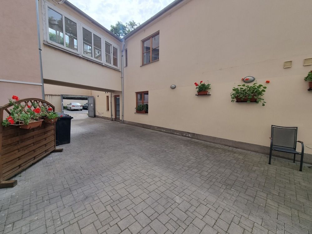 undefined Hotel Claris 8