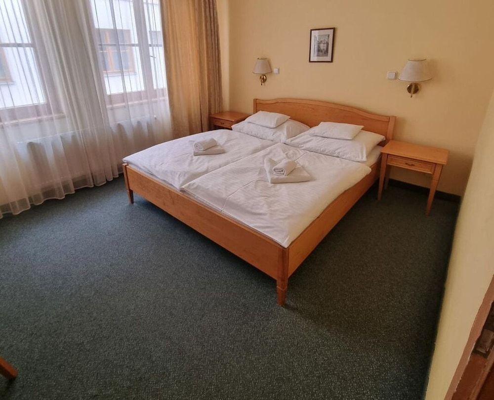 undefined Hotel Claris 4