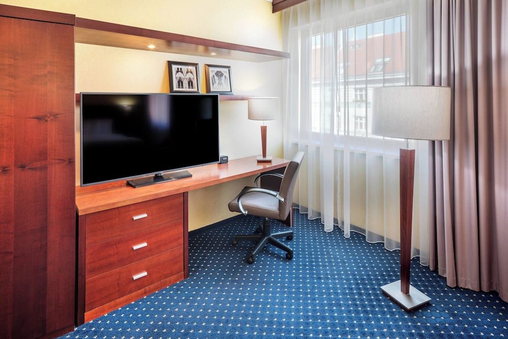undefined Courtyard by Marriott Prague City 9