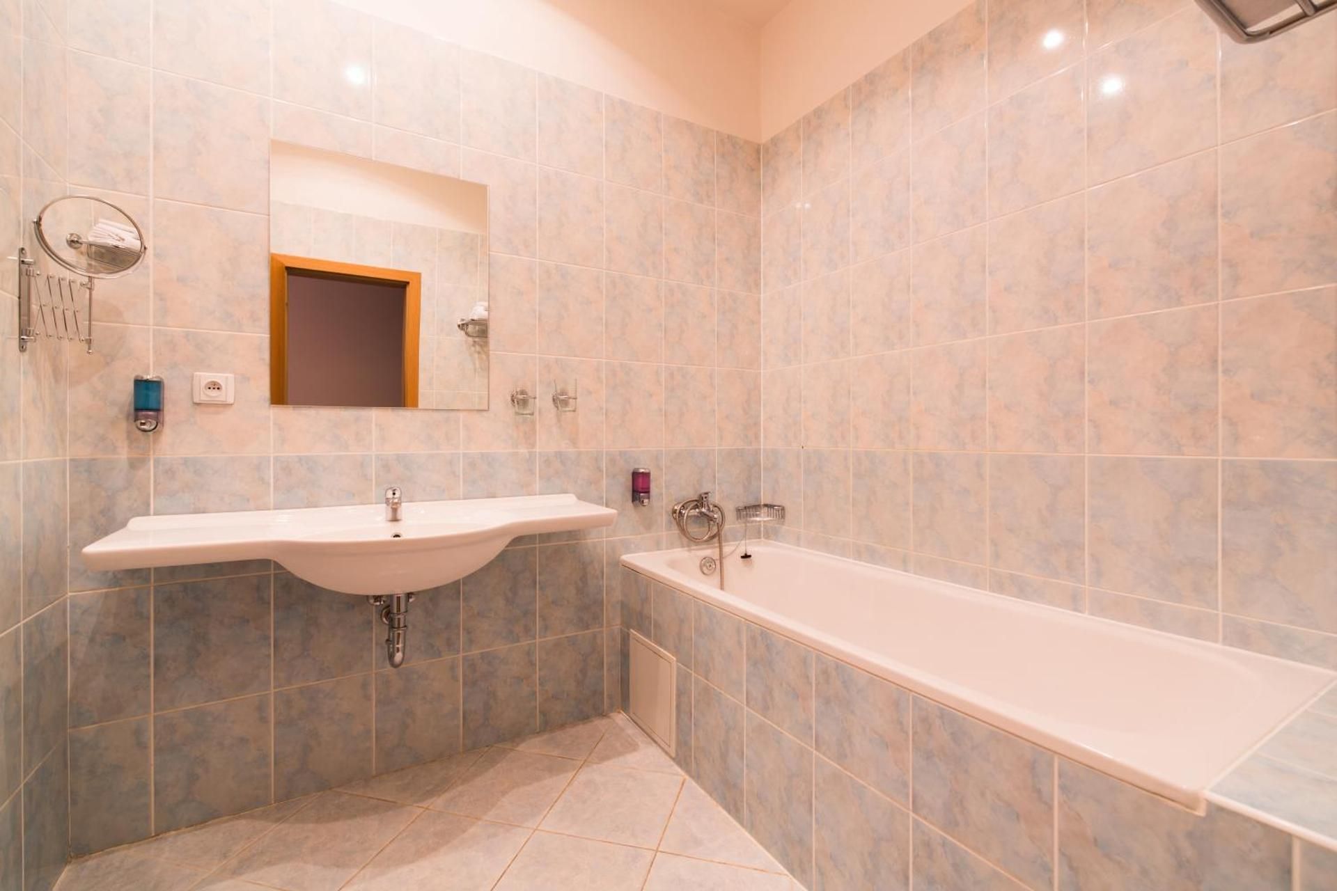 undefined Hotel Melantrich 7