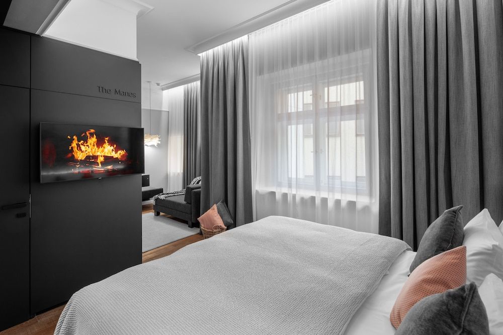 undefined THE MANES Boutique Hotel Prague 9