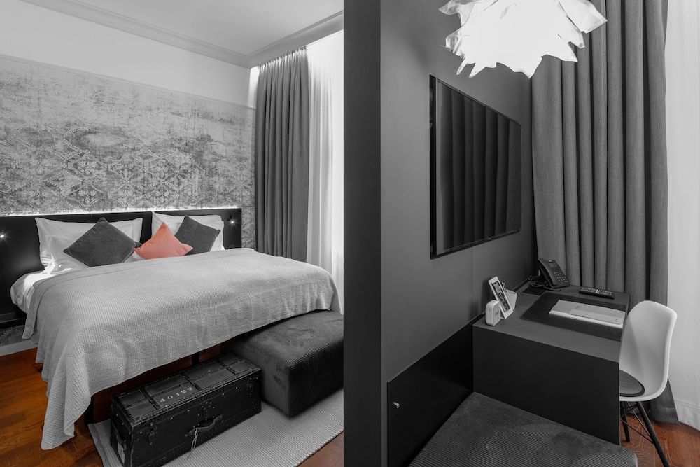 undefined THE MANES Boutique Hotel Prague 5
