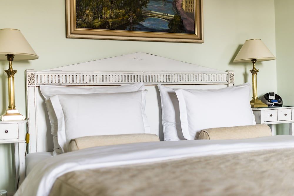 Golden Well Hotel Superior Double or Twin Room 8
