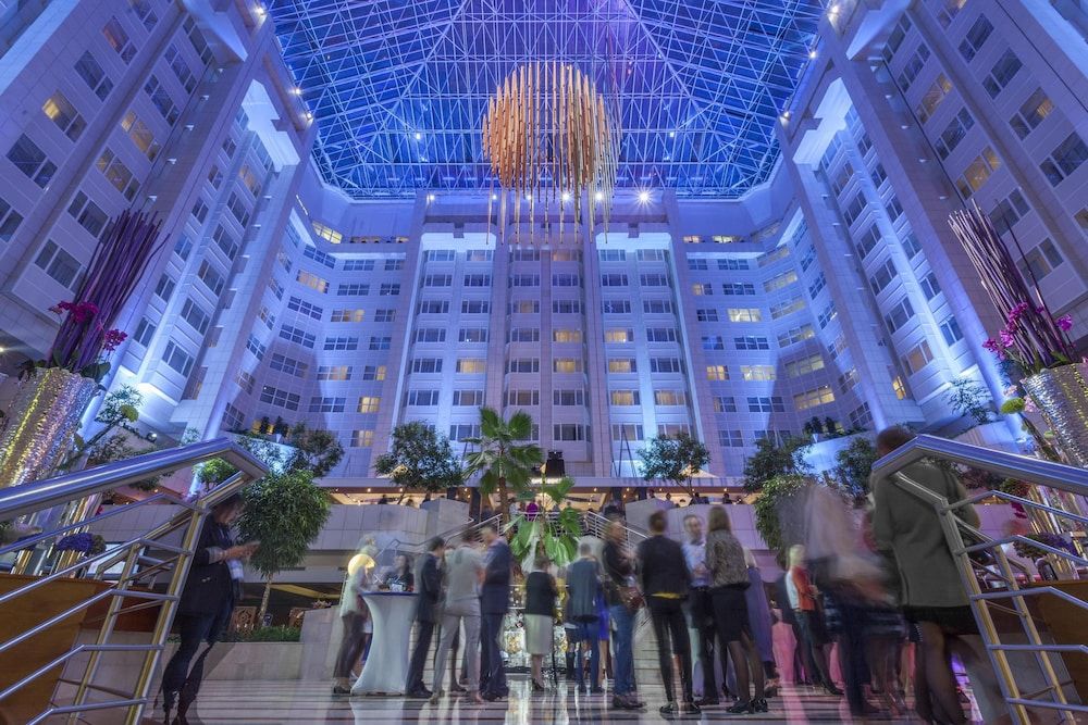 undefined Hilton Prague Atrium 8