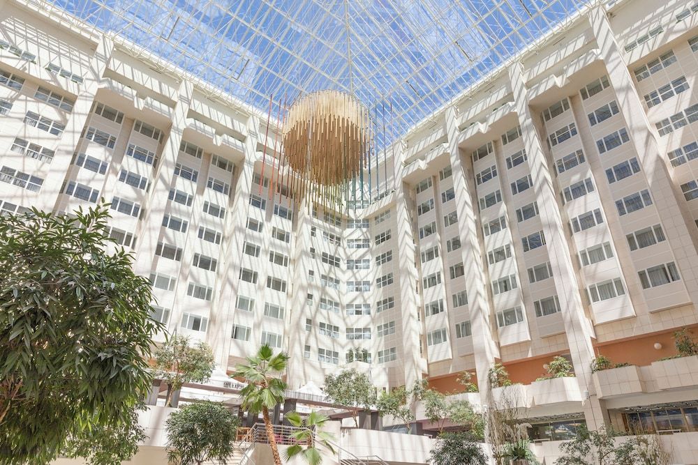 undefined Hilton Prague Atrium 3