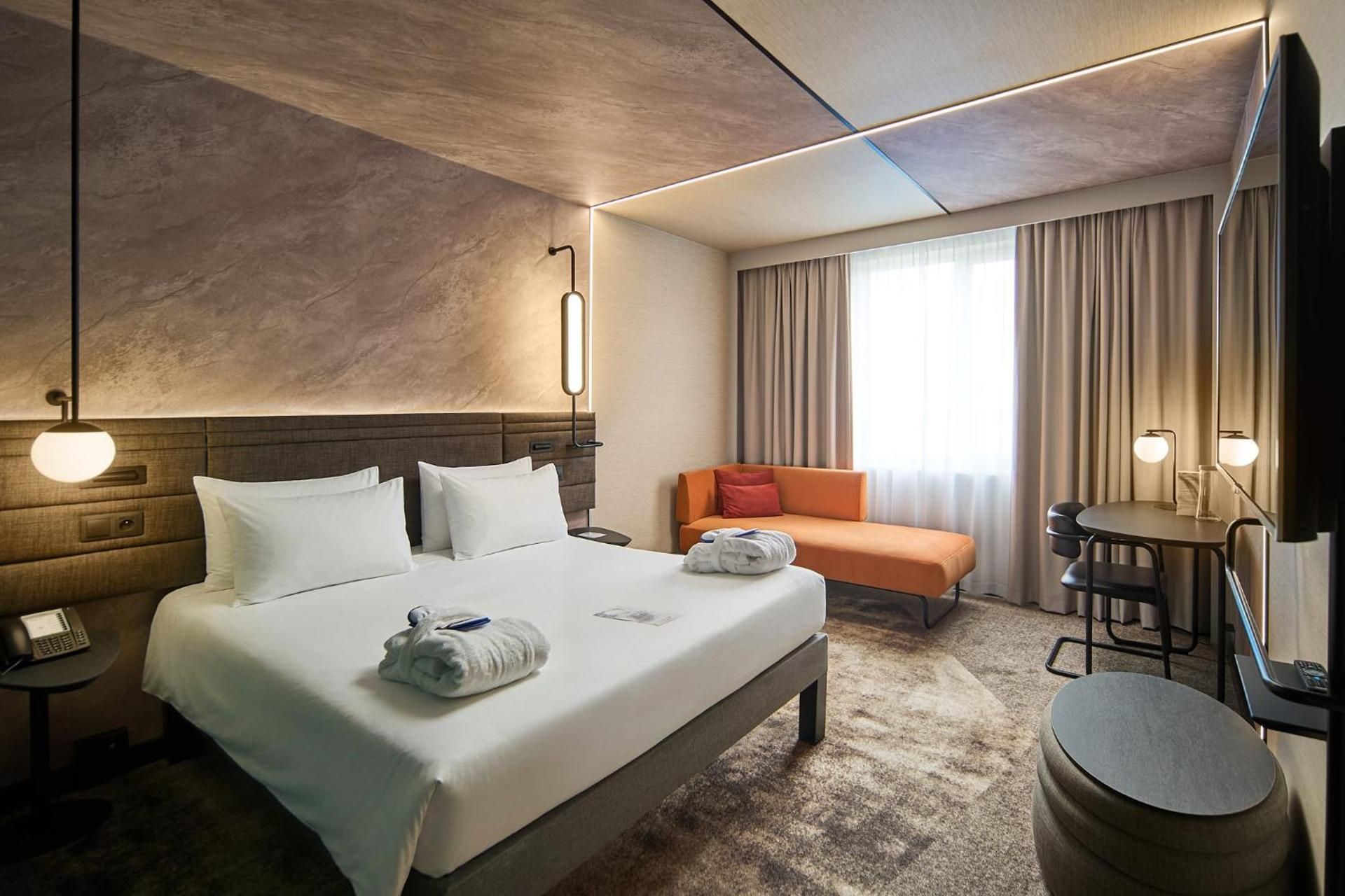 Top Floor Executive Room with 1 double bed