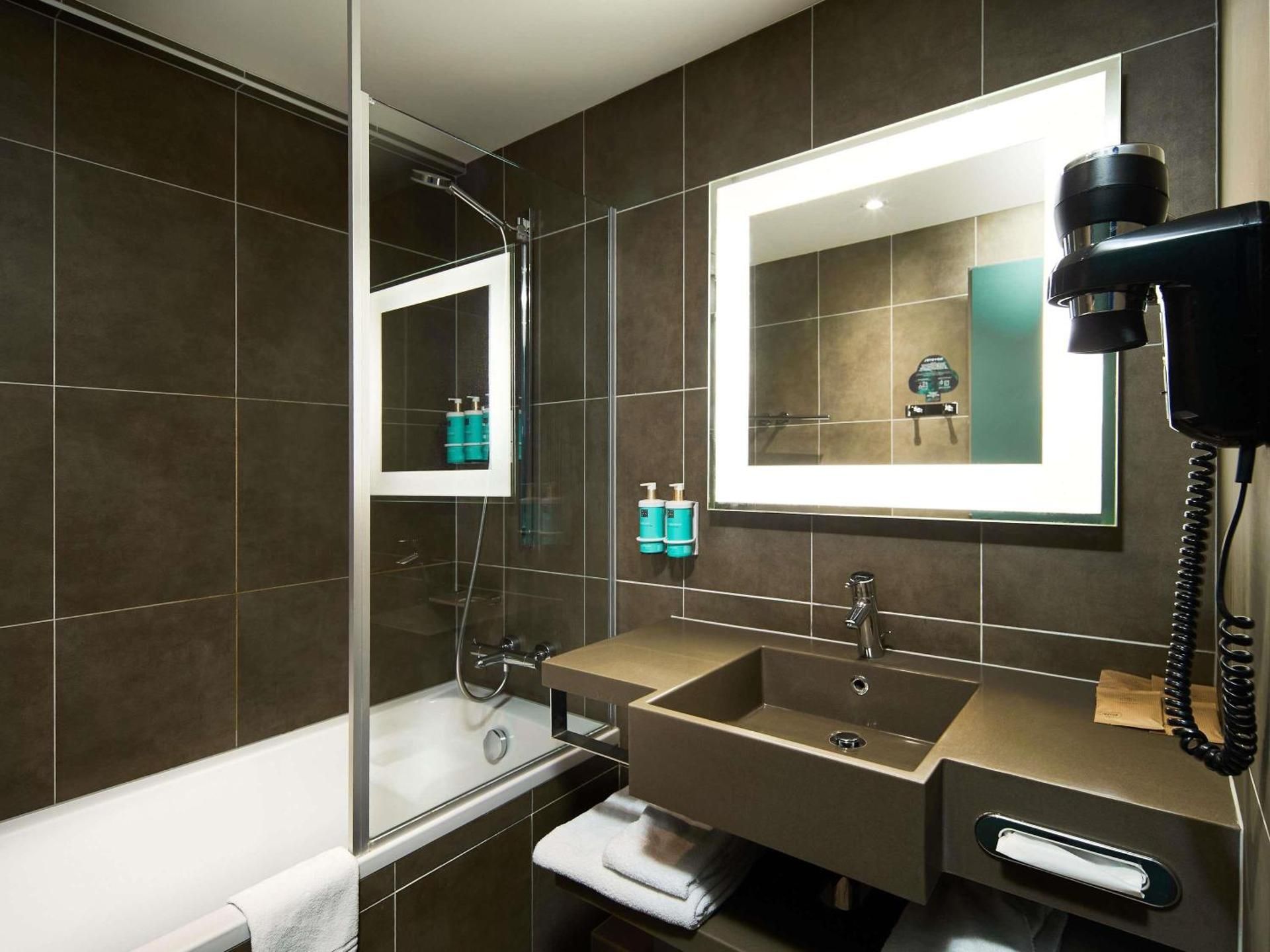 Top Floor Executive Room with 1 double bed