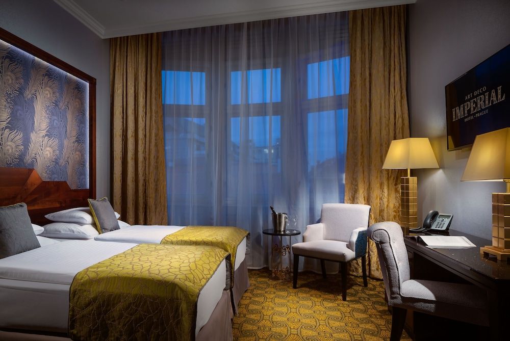 Art Deco Imperial Hotel Deluxe Double Room 2