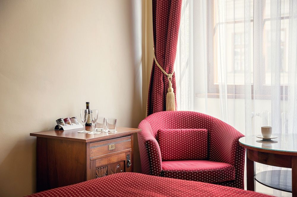 The Charles Double Room 4