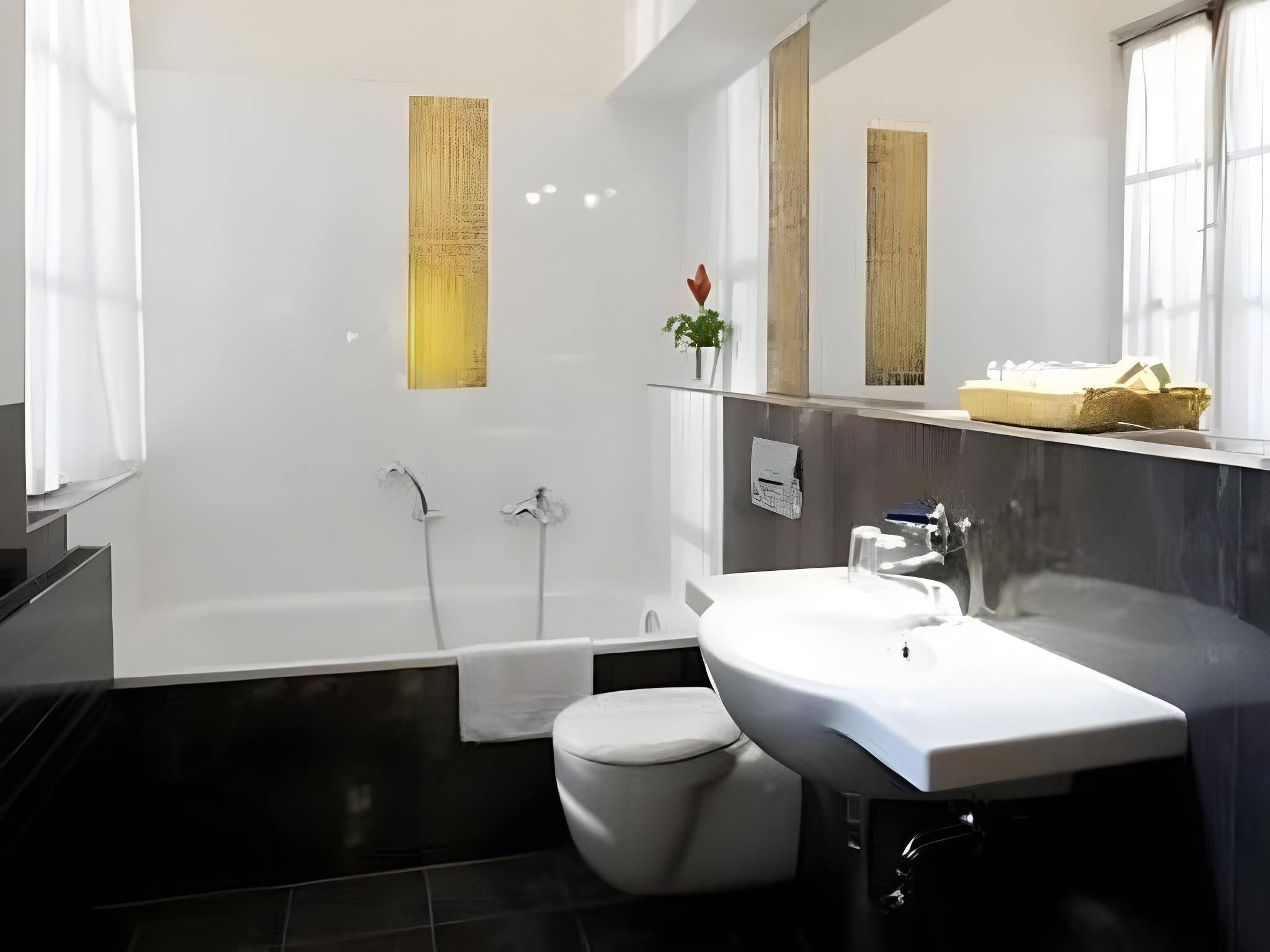 undefined The Charles 7