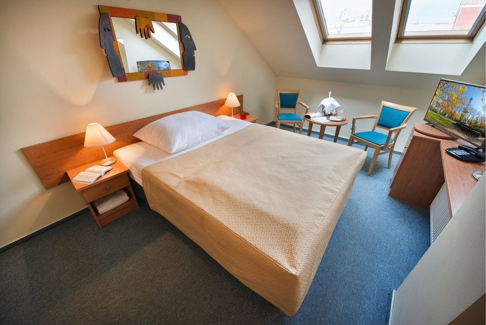 undefined EA Hotel Tosca 3