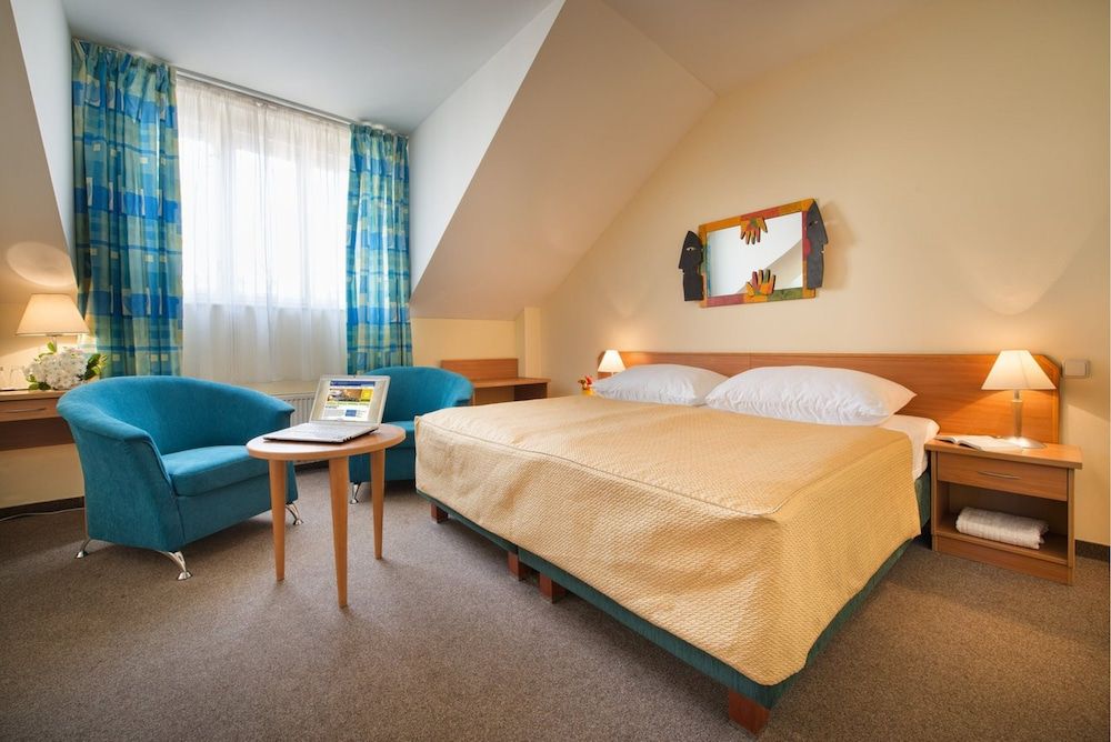 EA Hotel Tosca Standard Double or Twin Room 2