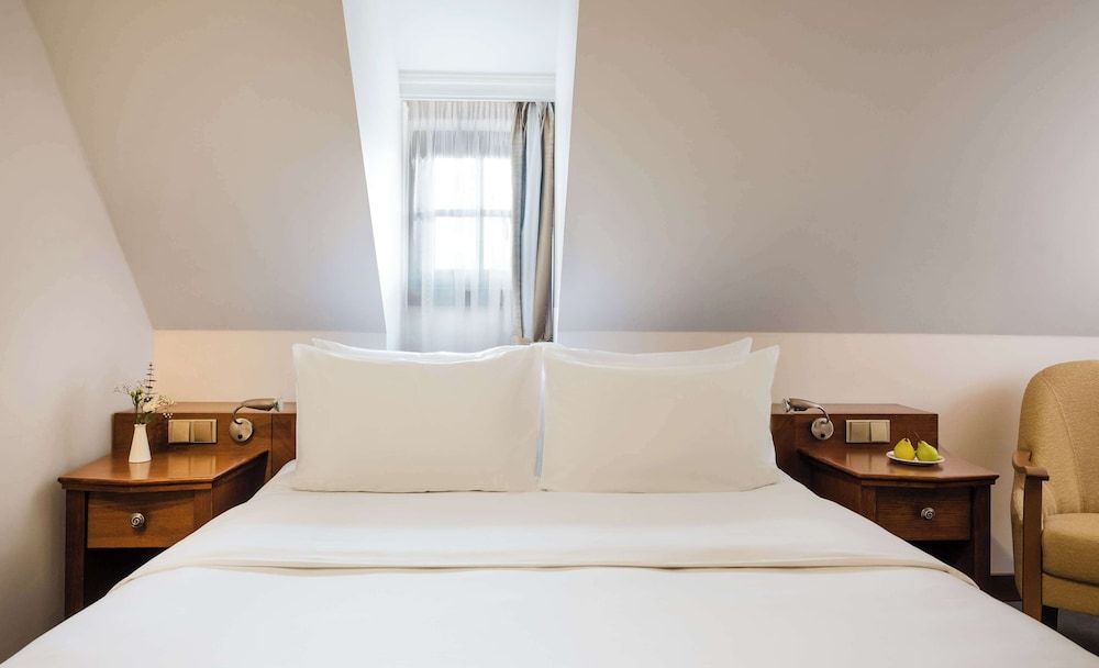 undefined Lindner Hotel Prague Castle, part of JdV by Hyatt 5