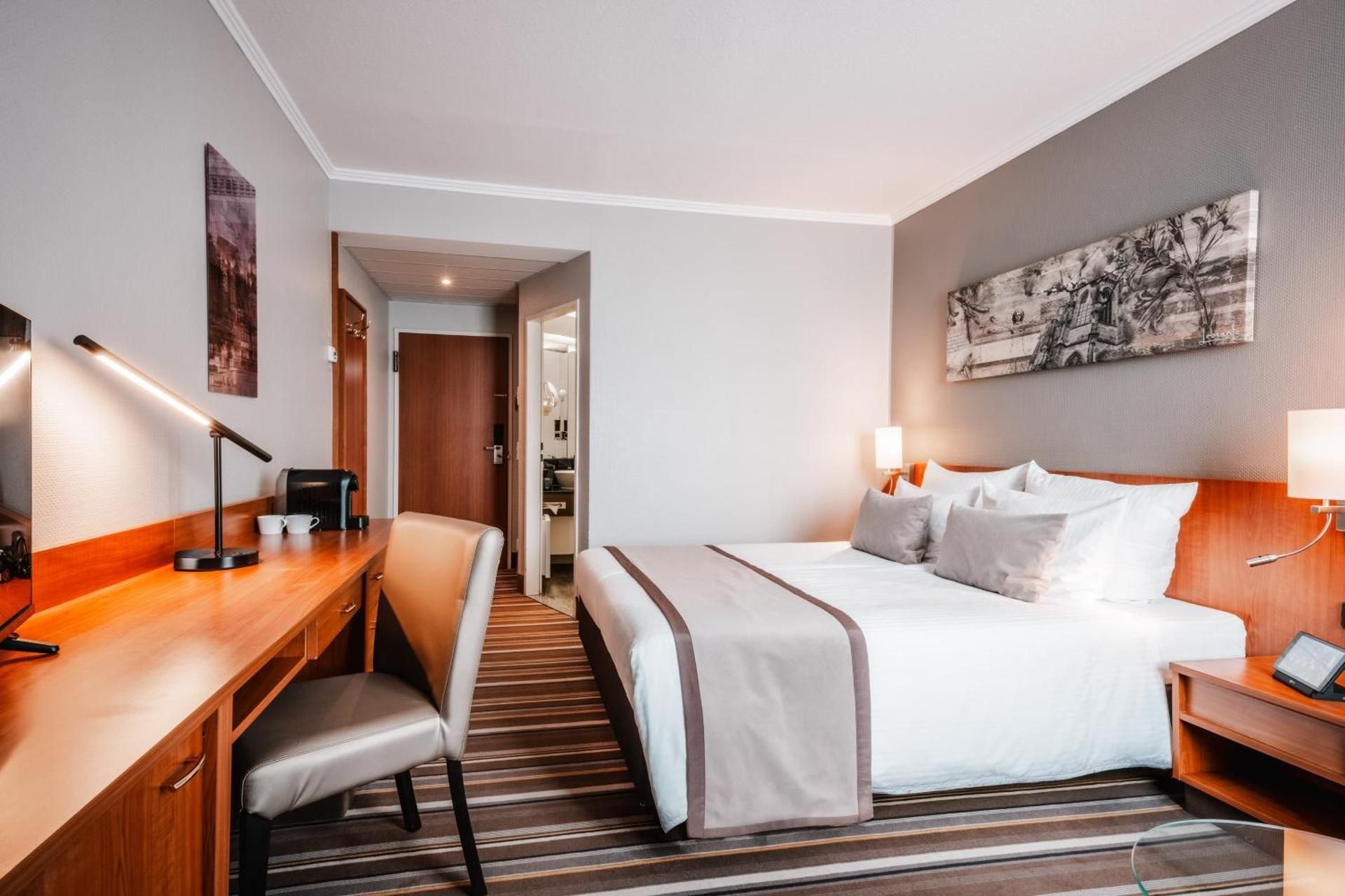 Leonardo Hotel Aachen Comfort Room 2