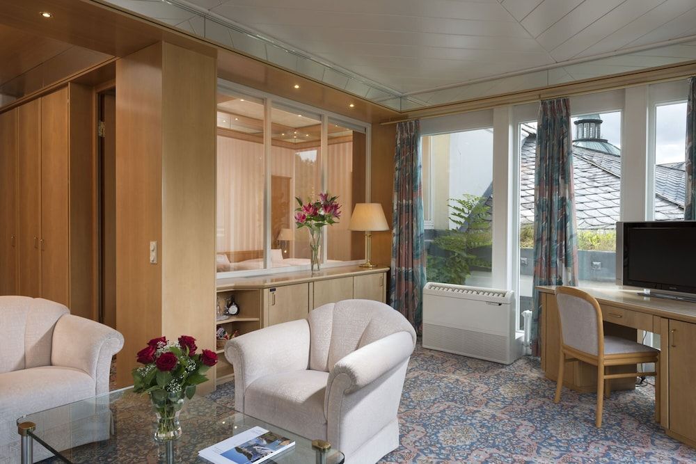 Maritim Hotel Bad Wildungen Wintergarten Suite 2