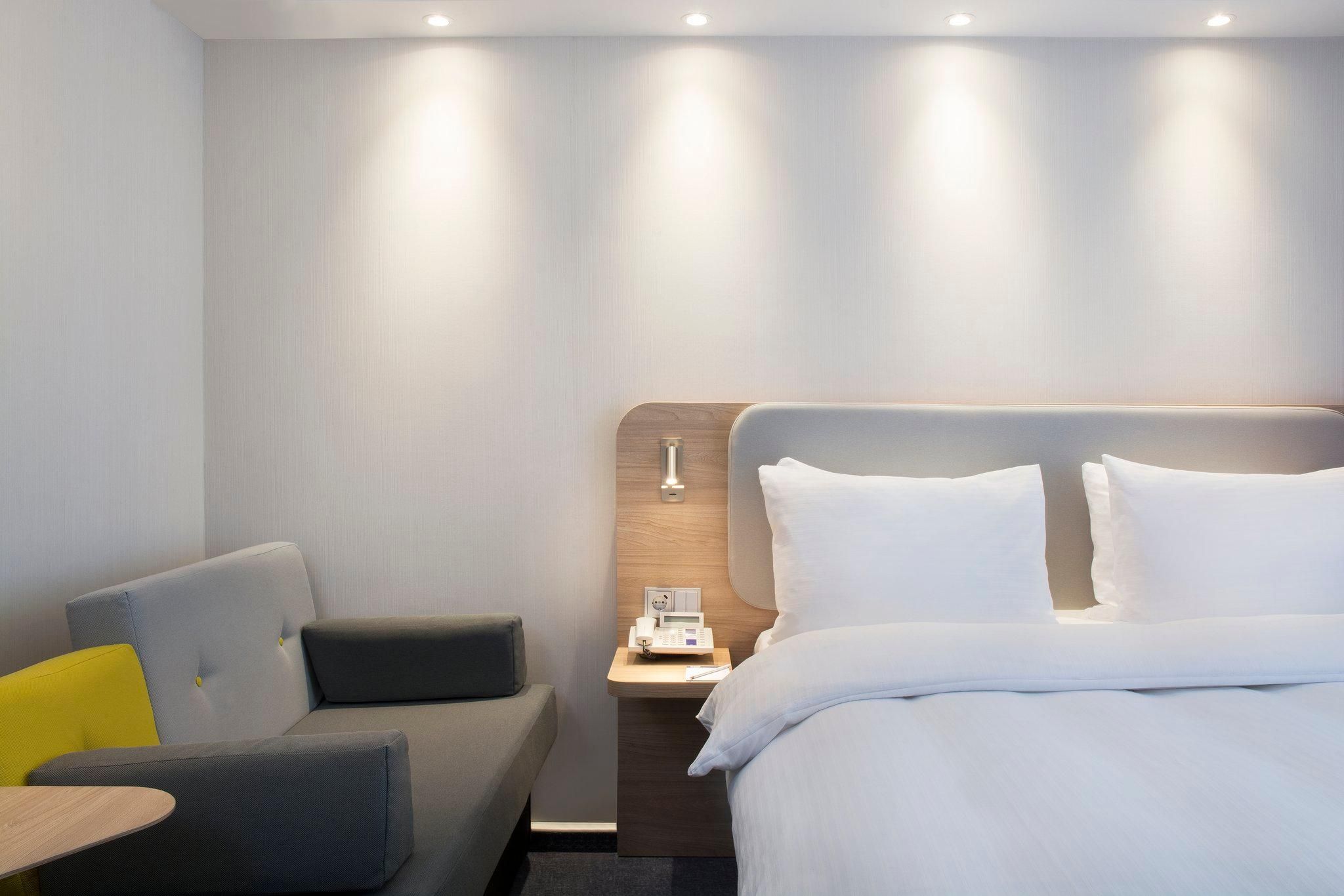 Holiday Inn Express Baden-Baden By IHG 1 Queen Standard Single Sofa Bed 2