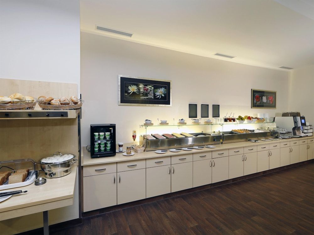 undefined B&B HOTEL Berlin-Mitte 7