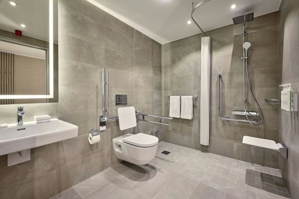 undefined Courtyard by Marriott Berlin City Center 6