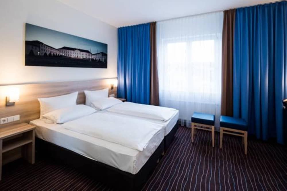 PLAZA INN Berlin Charlottenburg Standard Double Room