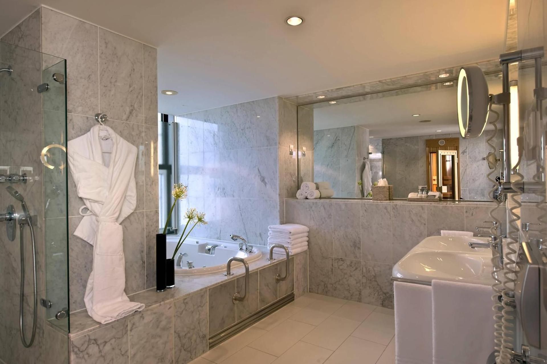 Grand Suite with Balcony