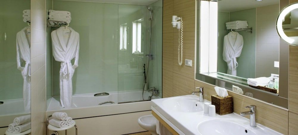 undefined Sheraton Berlin Grand Hotel Esplanade 6