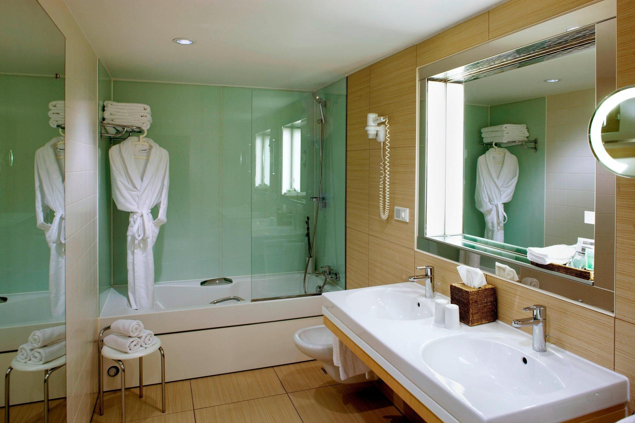 Panoramic Suite, 1 Bedroom Suite, 1 King, Top Floor, Balcony